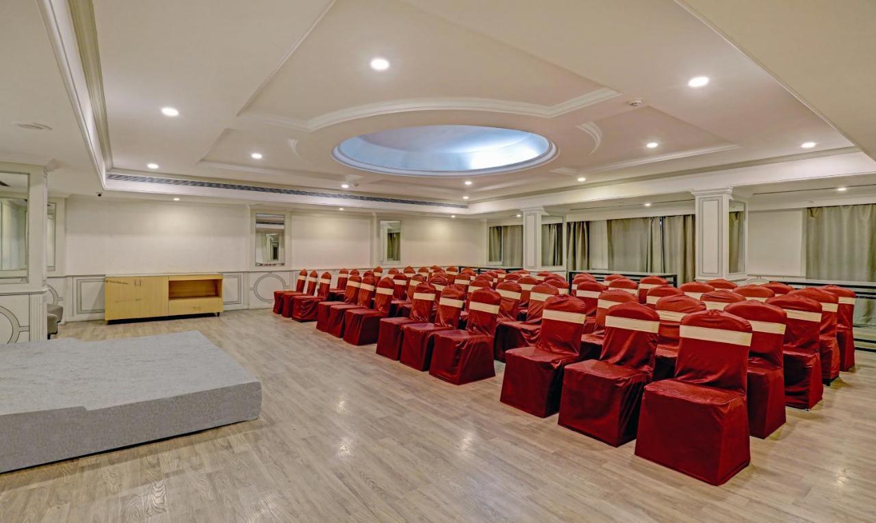 Itsy By Treebo - Vashistha Hotel Hyderabad Bagian luar foto
